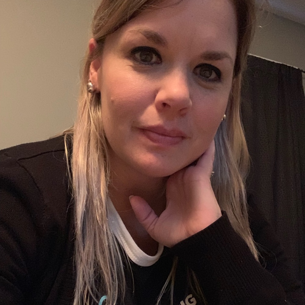 Meet your Posher, Jennifer